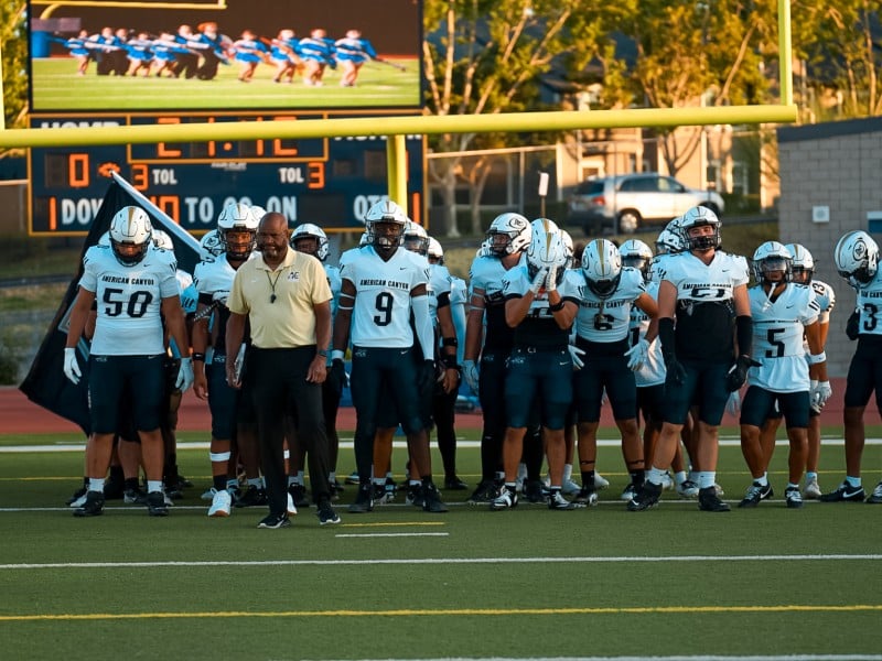 The 2025 American Canyoun High School football team. @kshotss_ photo