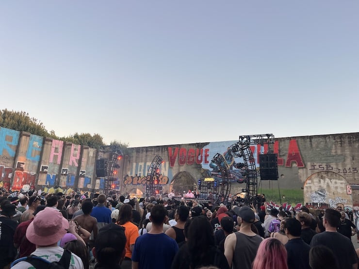 Blue Note Brownies and Lemonade rave at The Ruins dj shot