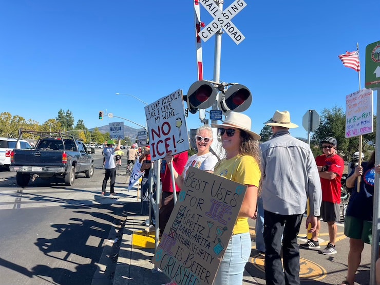 Anti-ICE protestors at Trancas St. No Kings 2 rally in Napa. Griffin Jones photo